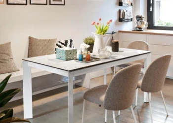 Connubia_Baron-Tuka Modernne söögitoamööbel - Connubia - Baron-Tuka