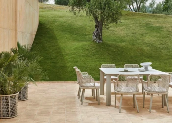 varaschin_Emma chair_Plinto table, aiamööbel ja terrassimööbel aiamööbel ja terrassimööbel - Varaschin - Emma chair - Plinto table